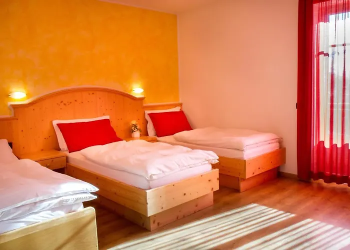 阿格瑞图尔法德阿迪杰酒店